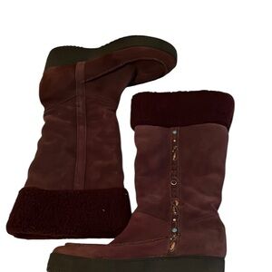 Women's size 10 purple /plum Winter Boots platform heel faux suede beaded detail